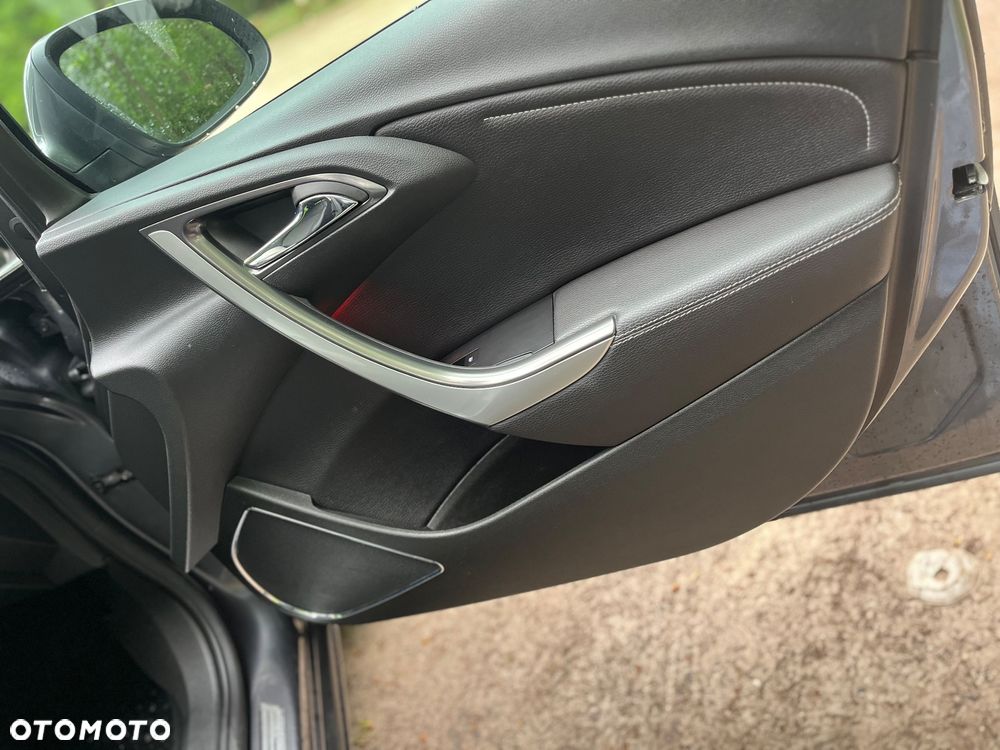 Opel Astra 1.4 Turbo - 15
