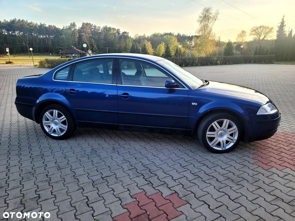 Volkswagen Passat 1.9 TDI 4Mot Comfortline - 4