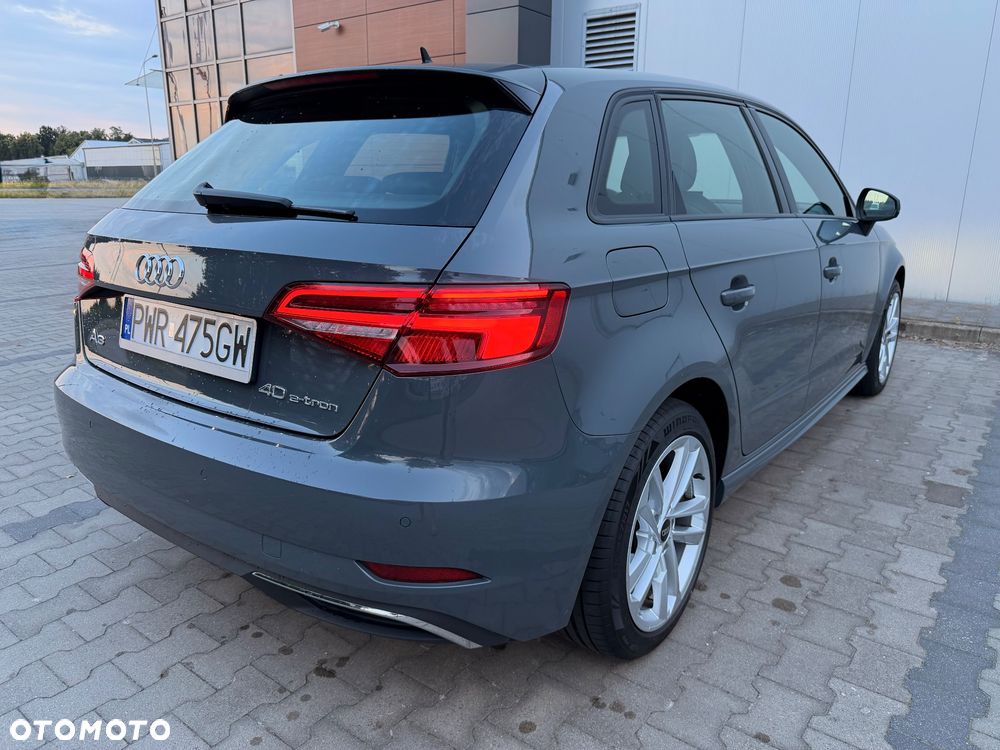 Audi A3 Sportback 40 e-tron S tronic sport - 8