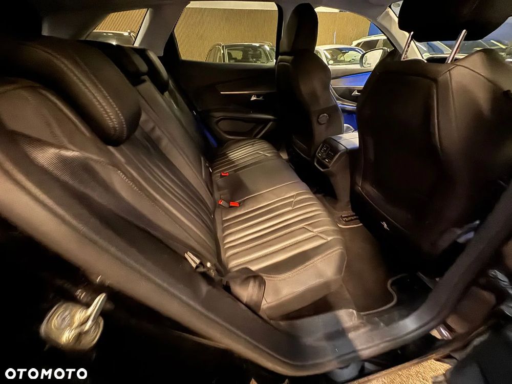 Peugeot 3008 PureTech 130 Stop & Start GPF Allure Business-Paket - 12