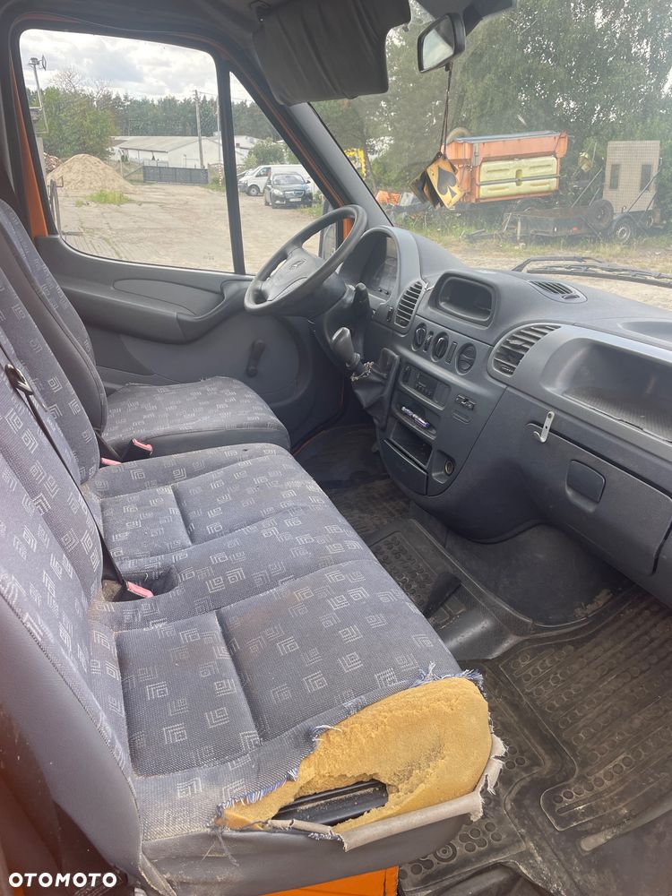 Mercedes-Benz Sprinter - 6