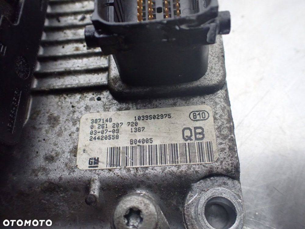 KOMPUTER SILNIKA OPEL CORSA 1.0 24420558 - 8