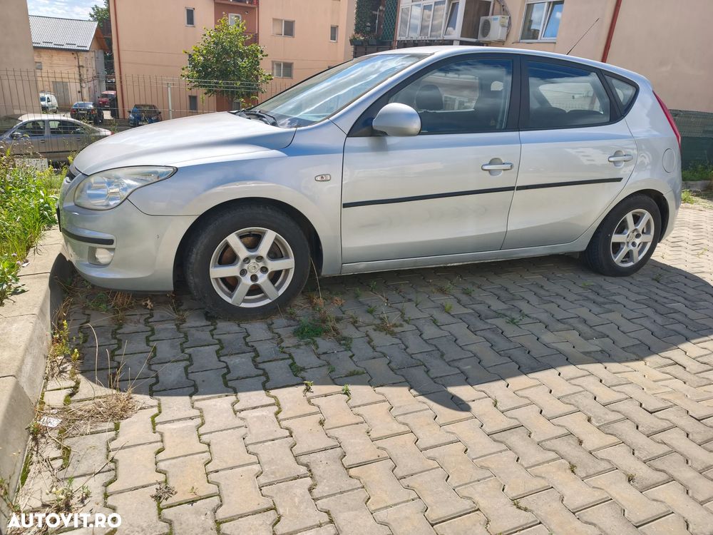 HYUNDAI i30 2008 — imagine 3
