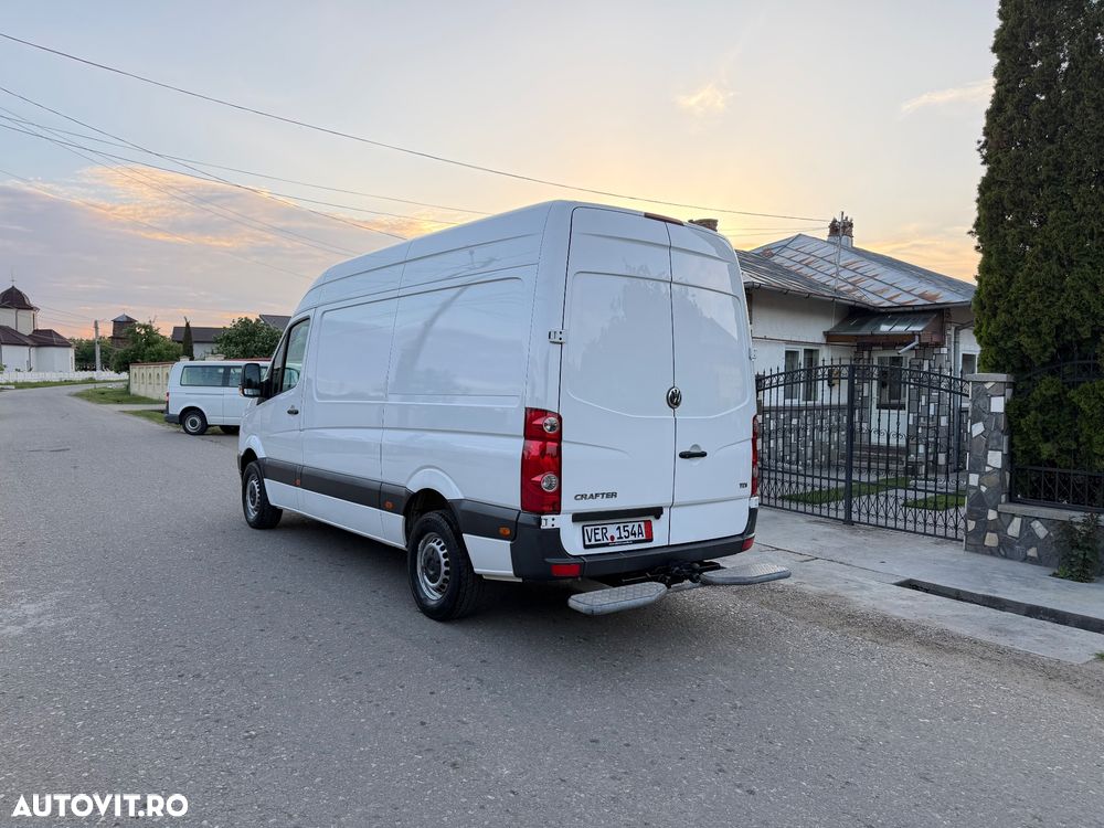 Volkswagen Crafter - 2
