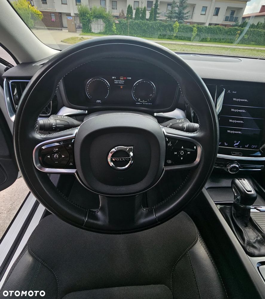 Volvo V60 D3 Momentum Pro - 18