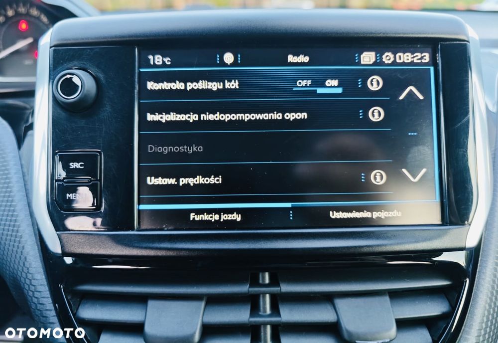 Peugeot 2008 PureTech 110 Stop&Start Crossway - 28