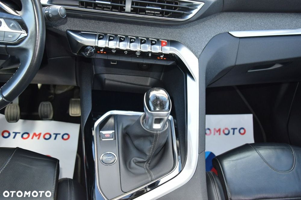 Peugeot 5008 - 22