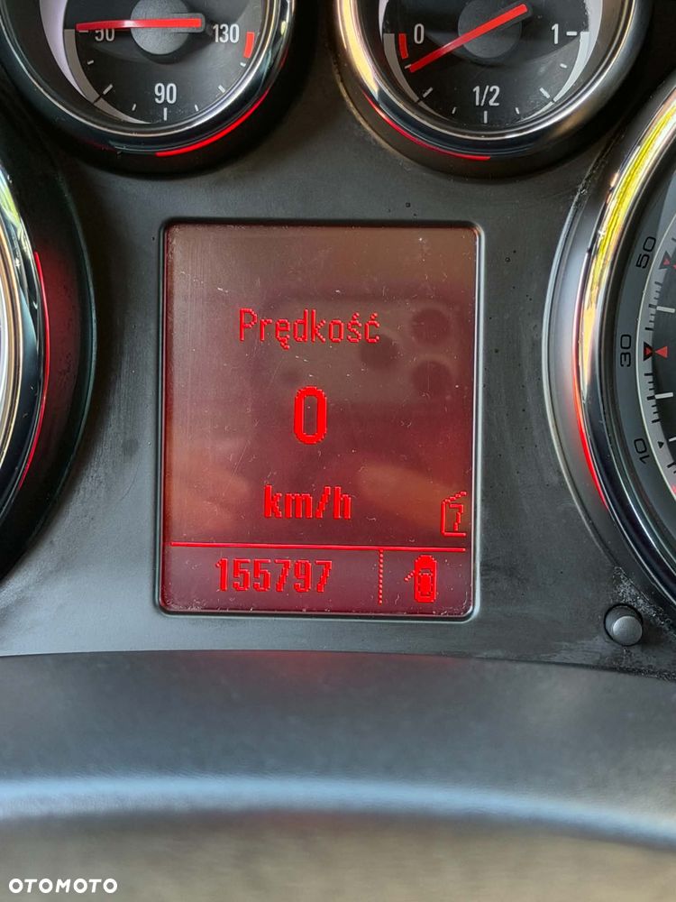 Opel Astra 1.6 Turbo Sport - 8
