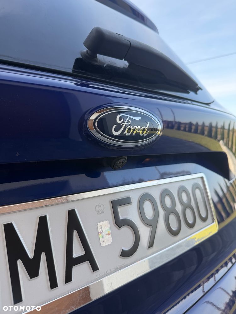 Ford Kuga 2.0 TDCi 4x4 Titanium - 17