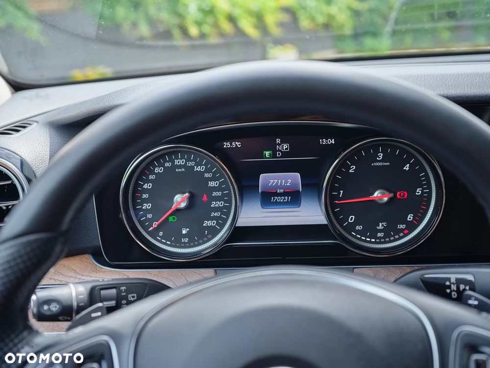 Mercedes-Benz Klasa E 220 d 9G-TRONIC - 8