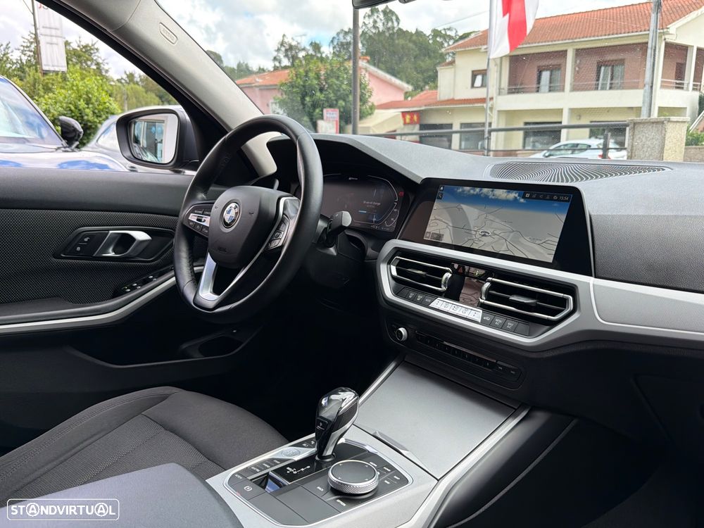 BMW 330 e Corporate Edition Auto - 14