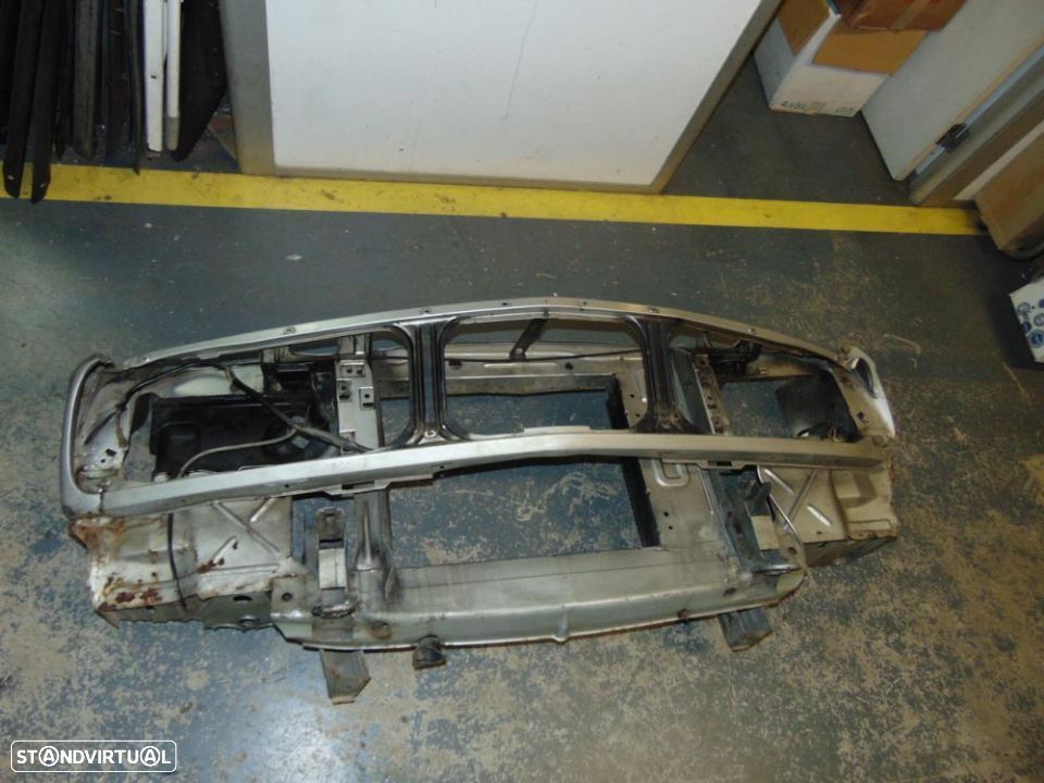BMW serie 5 E28 frente de chapa - 1