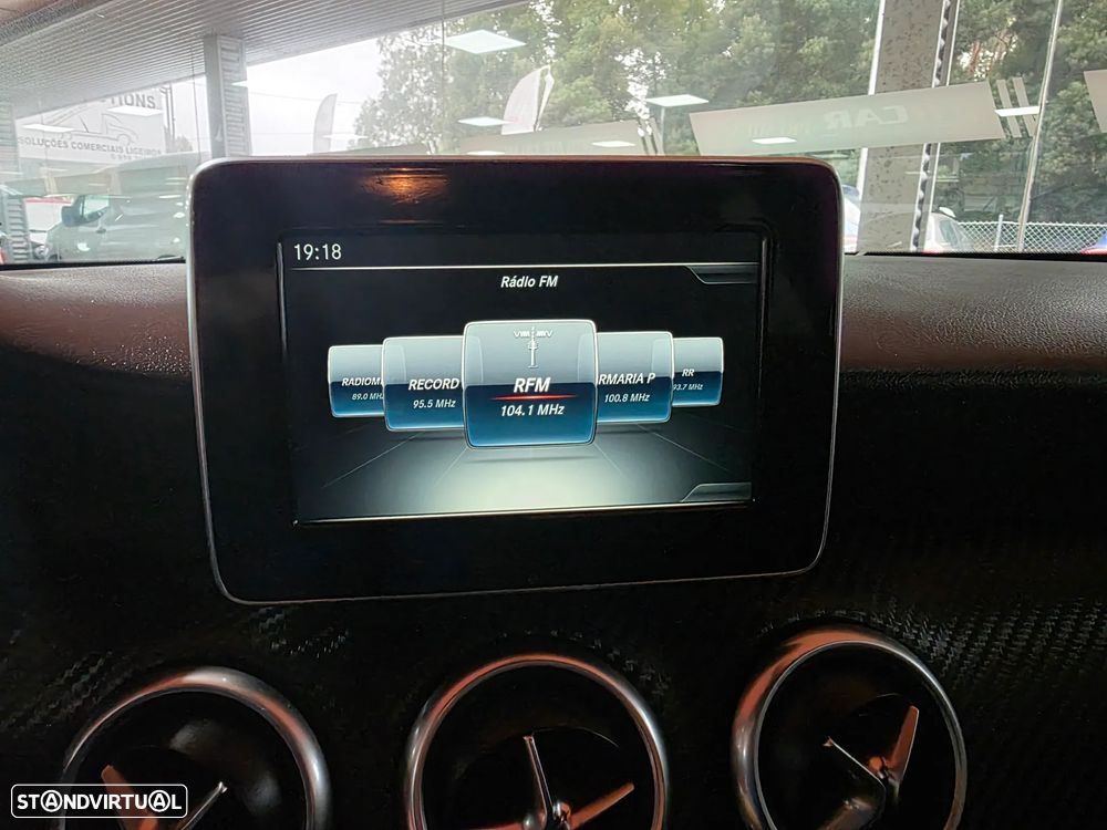 Mercedes-Benz A 200 CDI 7G-DCT AMG Line - 19