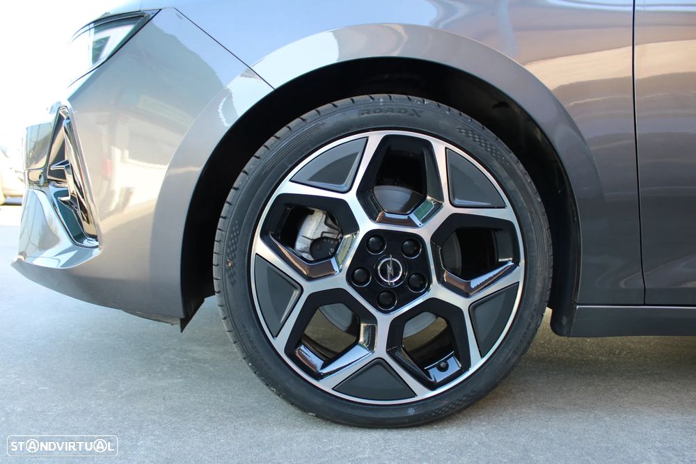 Opel Astra Sports Tourer 1.2 T GS Line - 10