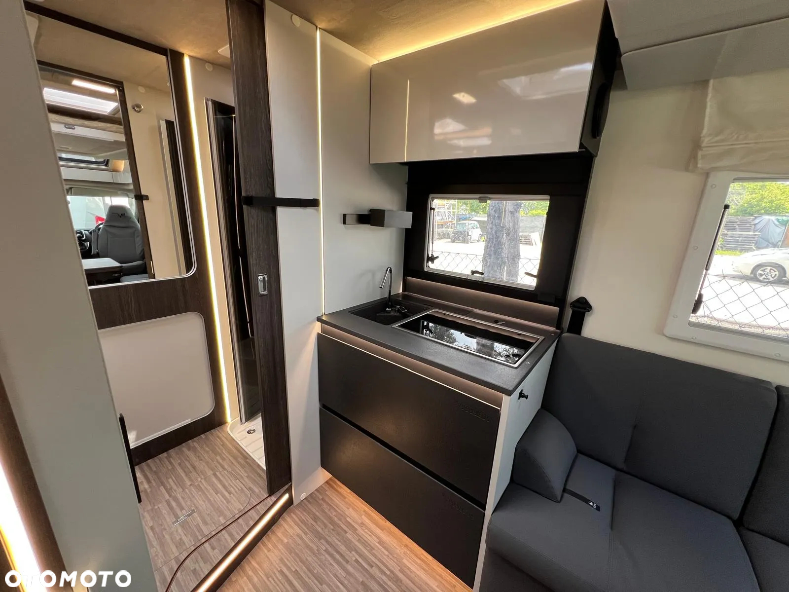 Mobilvetta Kea Kompakt 55 - Długość 6,36m  140 KM automat waga: 2650kg - 16