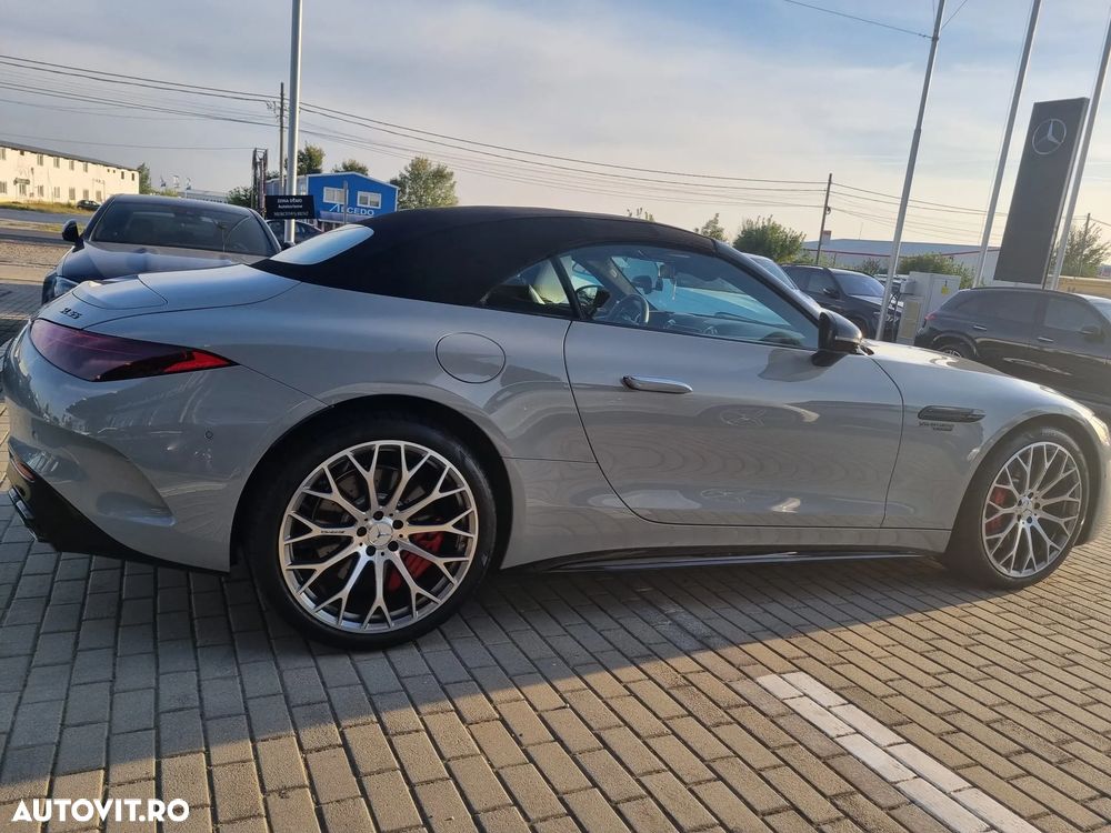 Mercedes-Benz SL 55 AMG 4Matic+ - 9