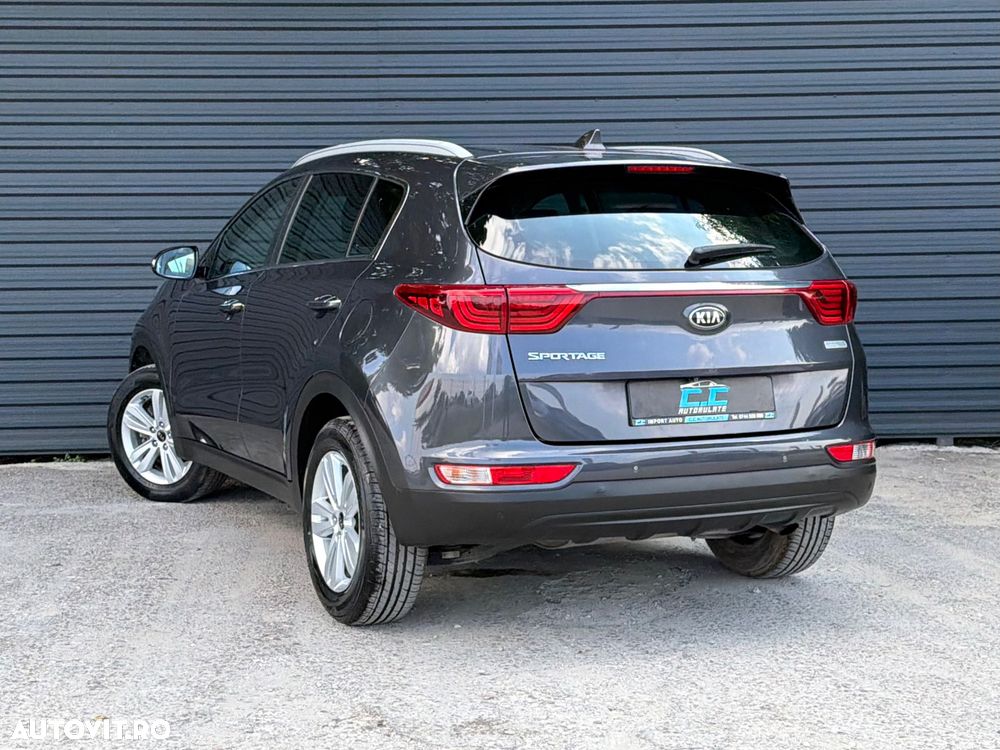 Kia Sportage 1.6 GDI 2WD Attract - 6