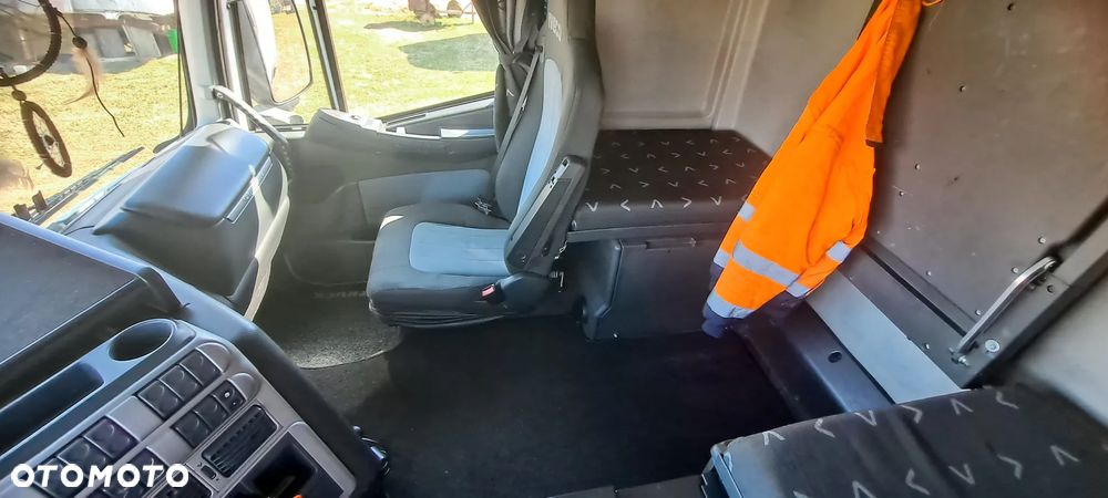 Iveco Stralis - 25