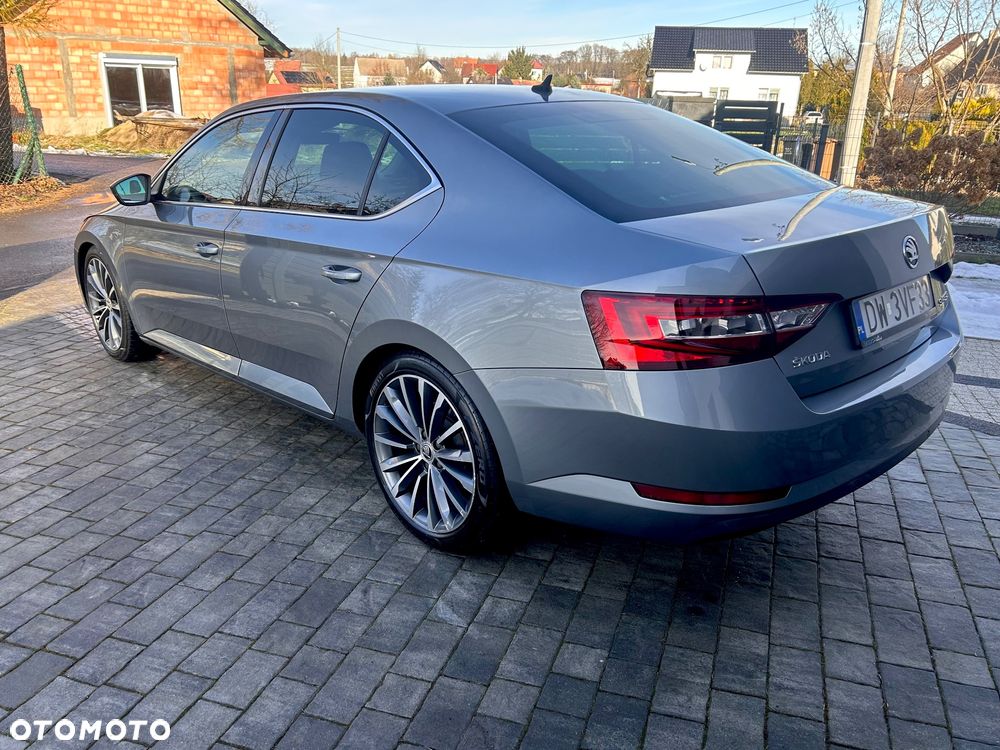 Skoda Superb 2.0 TDI L&K DSG - 4