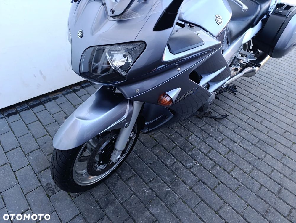 Yamaha FJR - 9