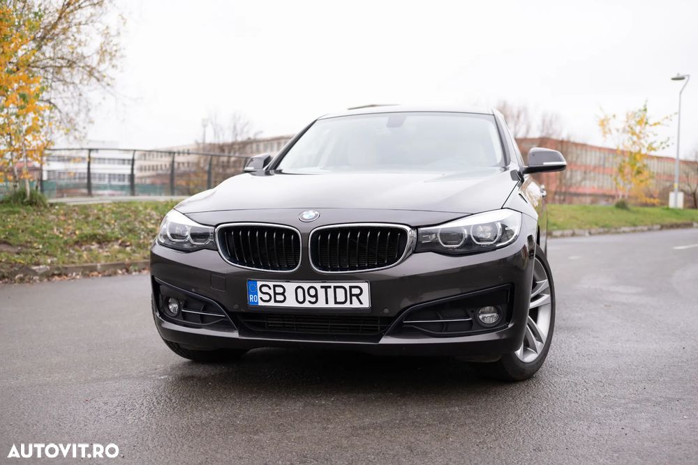 BMW Seria 3 318d GT Sport Line - 2