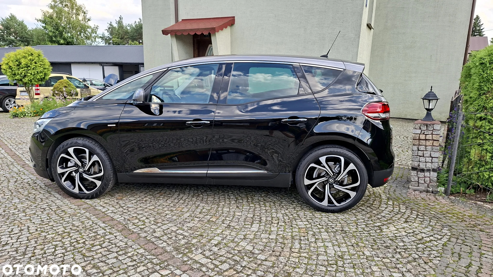 Renault Scenic ENERGY dCi 130 Euro 6 S&S Bose Edition - 8