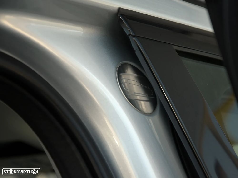 Land Rover Discovery 3.0 SD6 HSE Luxury - 38