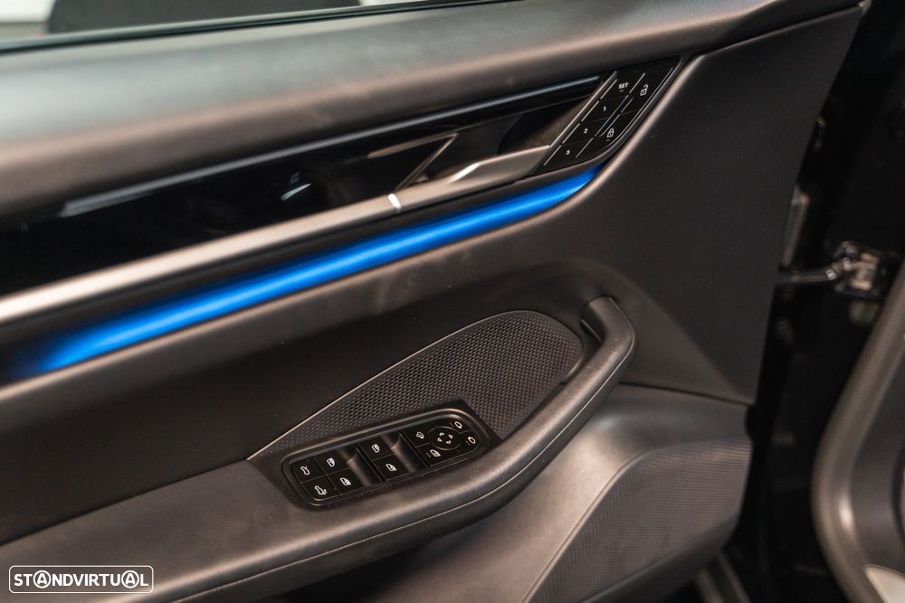 Porsche Macan Electric - 8