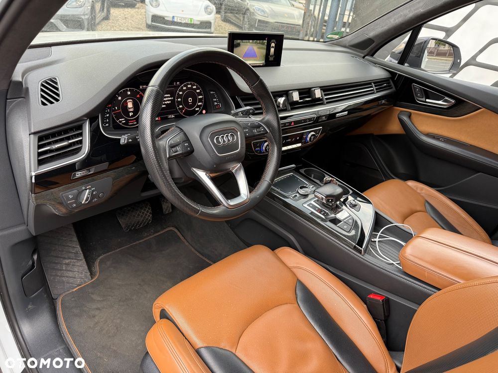 Audi Q7 - 15