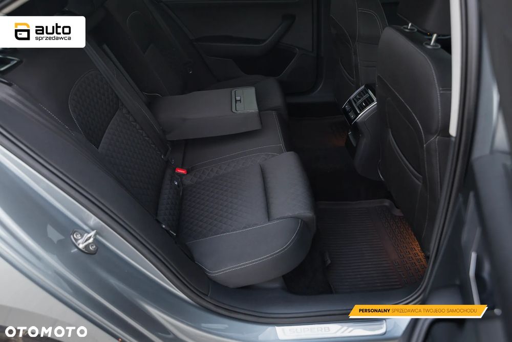 Skoda Superb 2.0 TDI Style DSG - 39