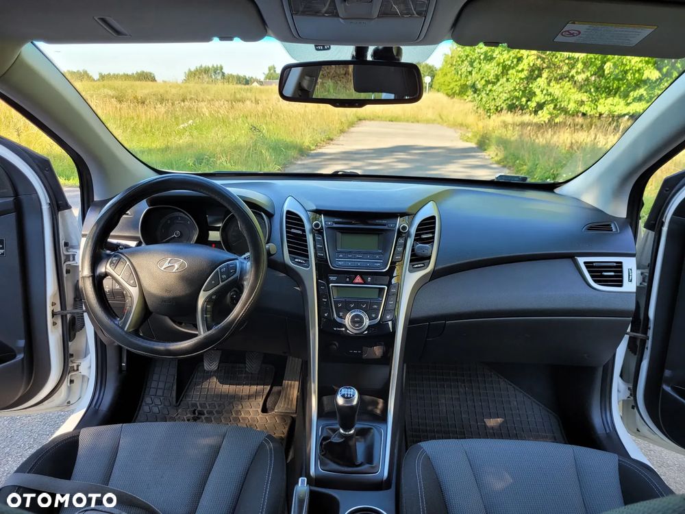 Hyundai i30 blue 1.6 CRDi Classic - 9