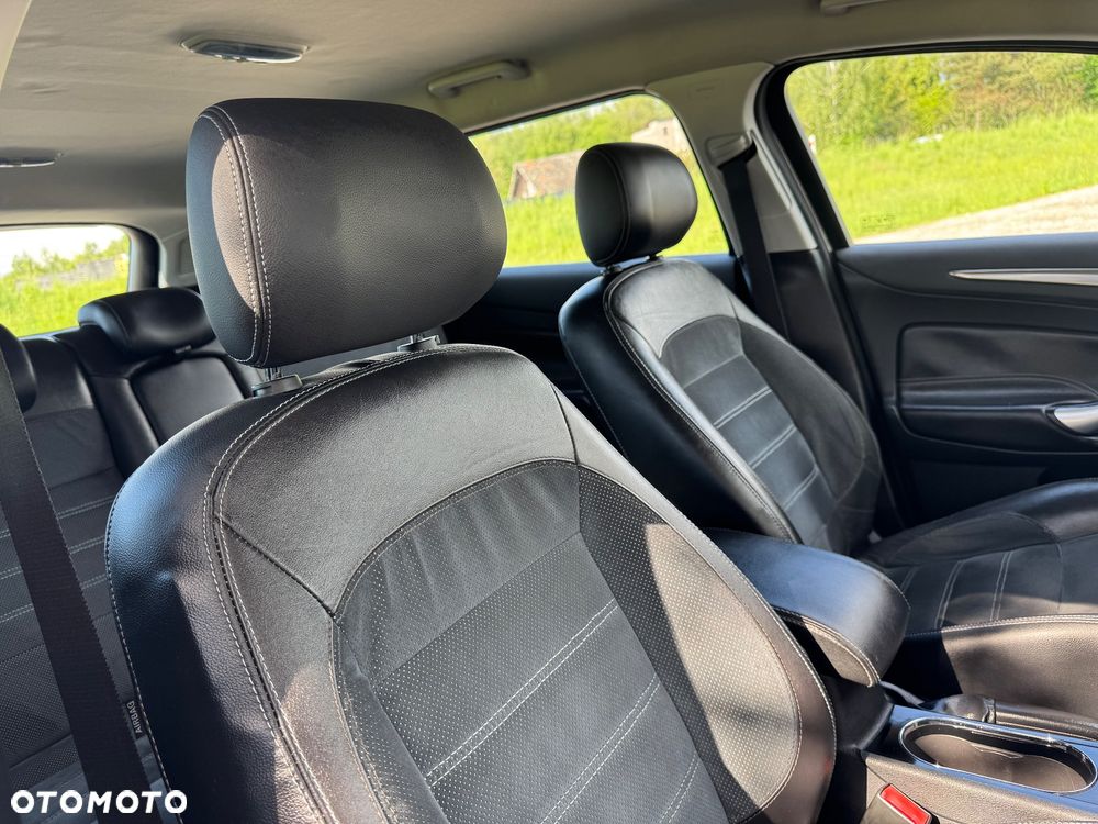 Ford Mondeo 2.0 TDCi Titanium S - 38