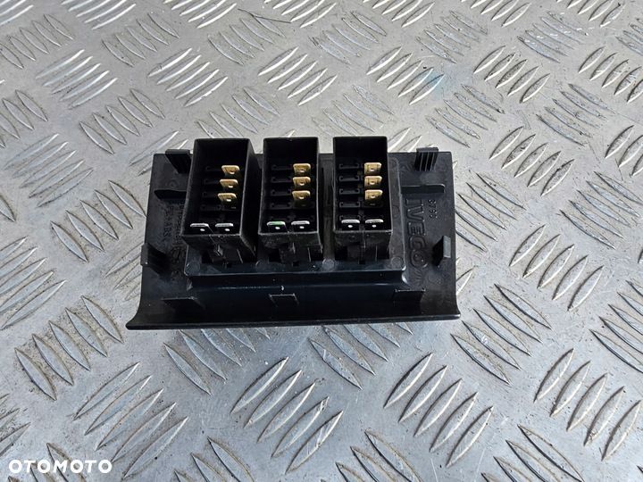 PANEL PRZEŁĄCZNIKI PRZEŁĄCZNIK ZMIANY BIEGÓW AUTOMAT IVECO EUROCARGO - 3