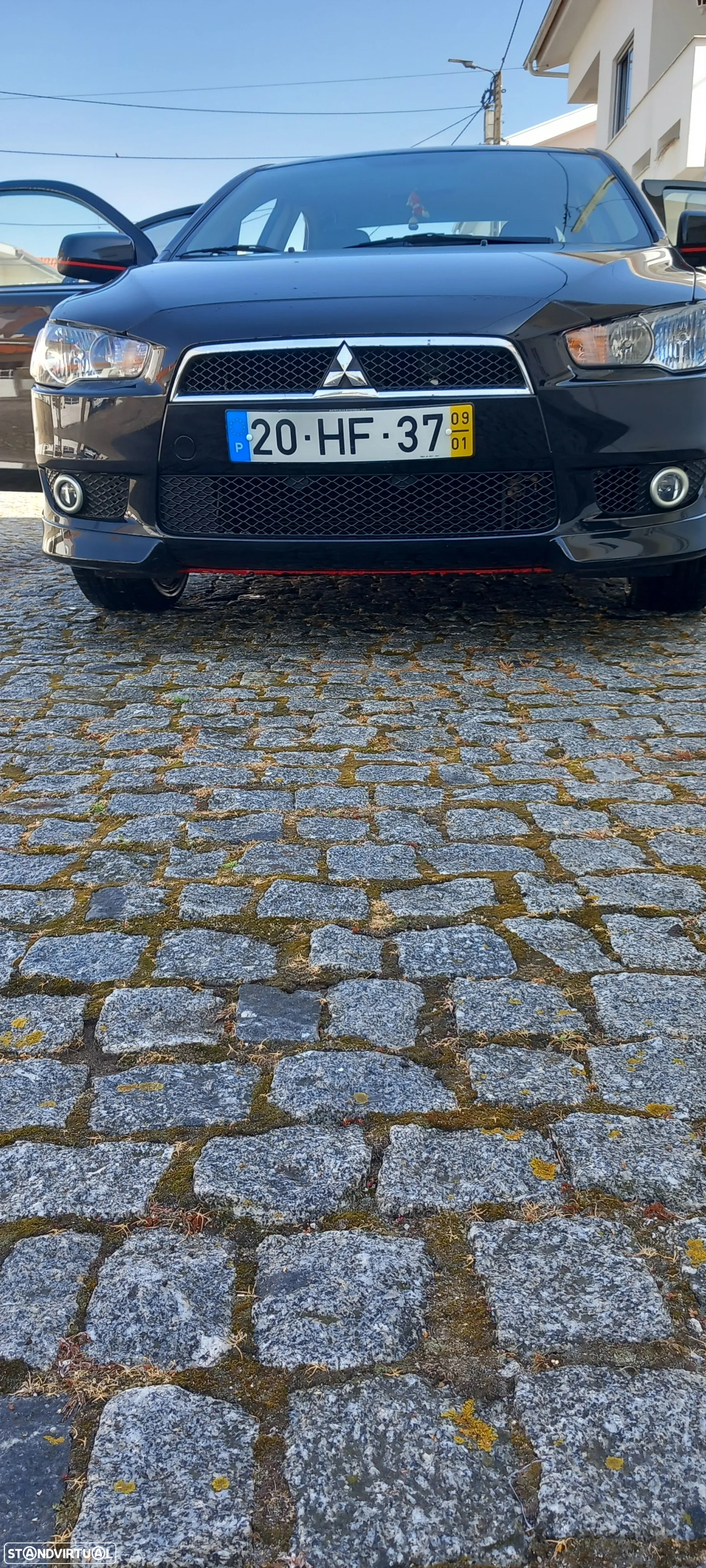 Mitsubishi Lancer 1.5 Invite - 2