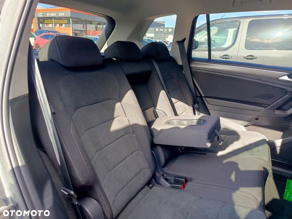 Volkswagen Tiguan 2.0 TDI SCR 4Mot Elegance DSG - 17