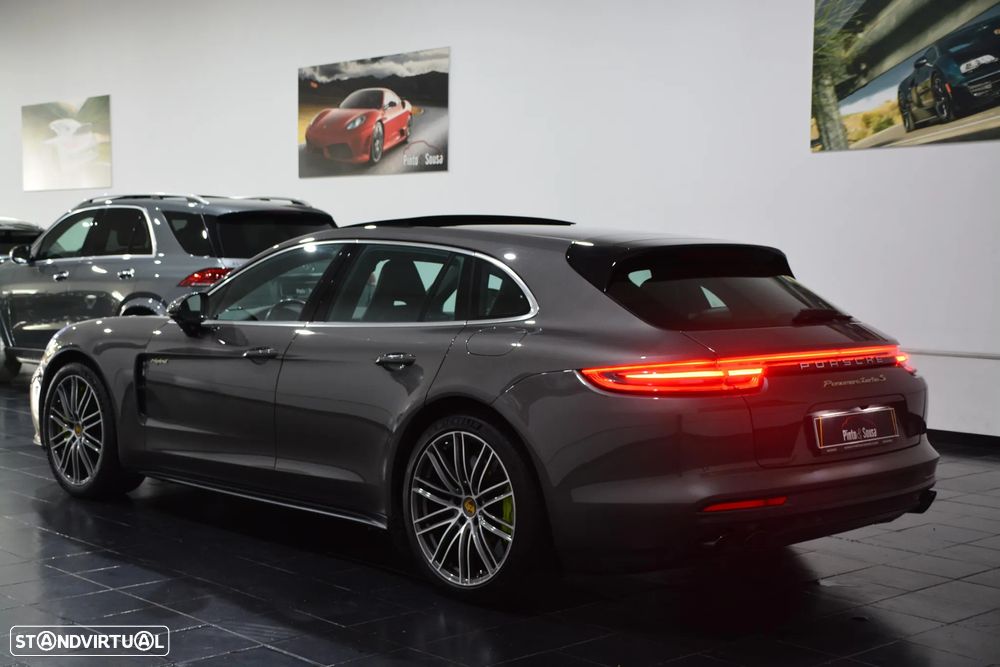Porsche Panamera Sport Turismo Turbo S E-Hybrid - 10