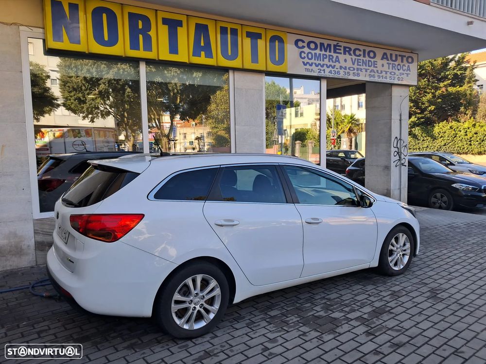 Kia Ceed SW 1.4 CRDi More Edition - 6