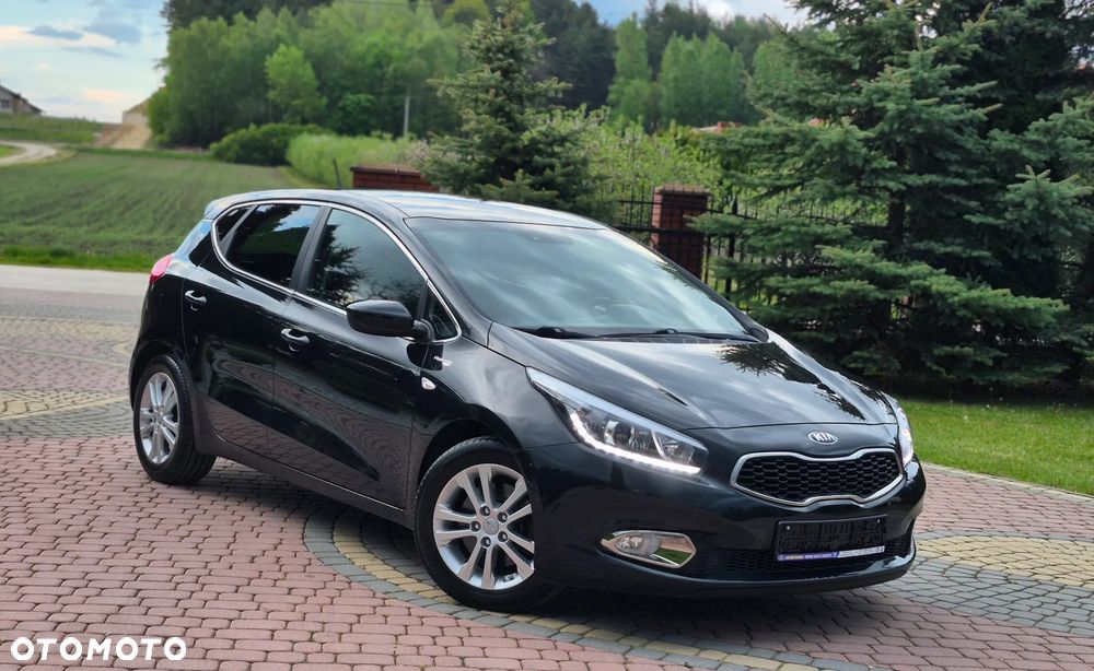Kia Ceed 1.6 GDI Platinum Edition - 2