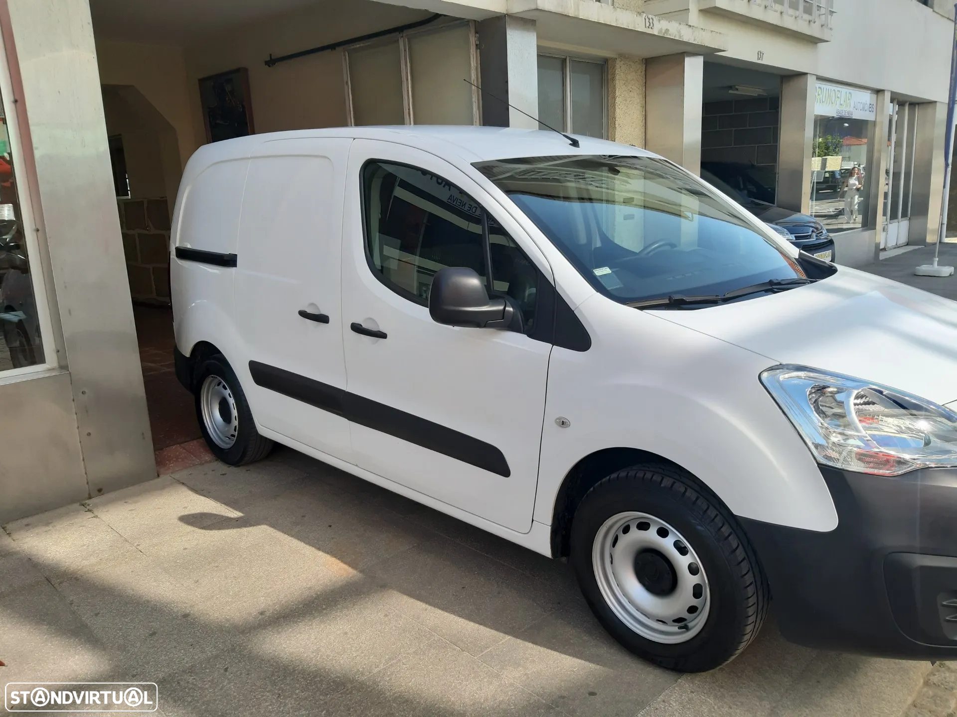 Citroën Berlingo 3 Lugares 100 Cv - 2
