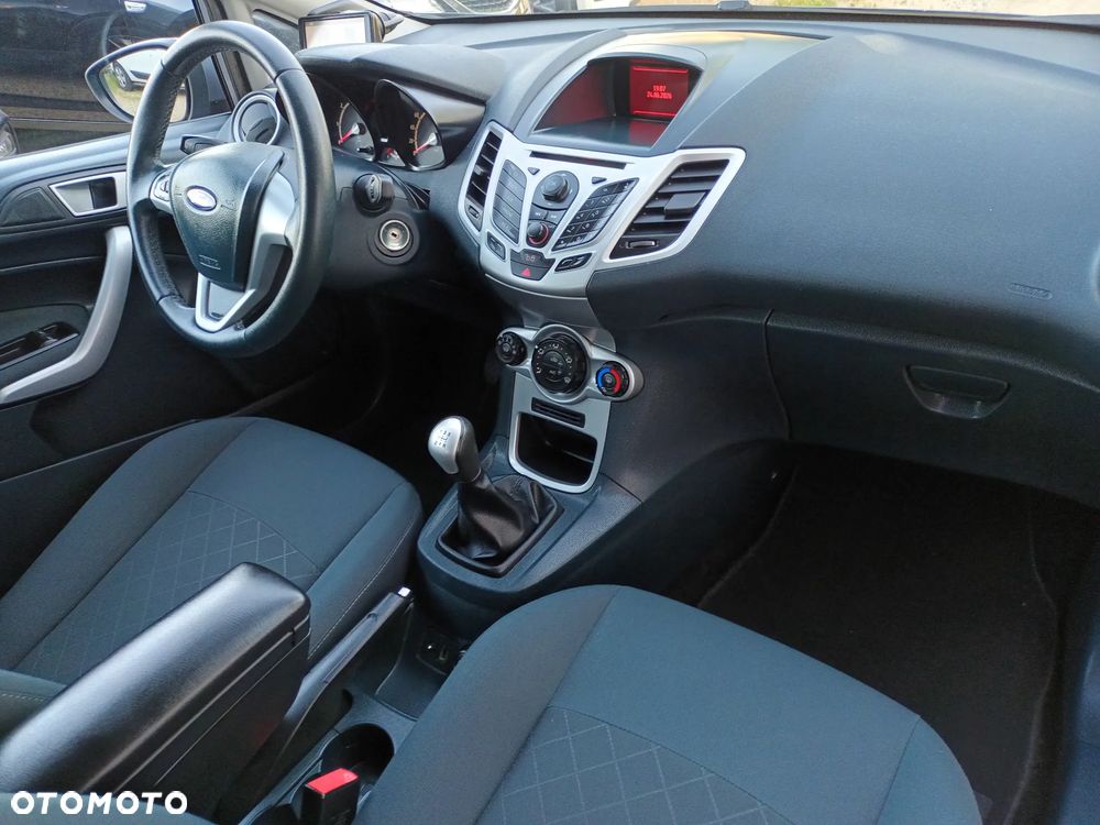 Ford Fiesta 1.25 Ghia EU5 - 8