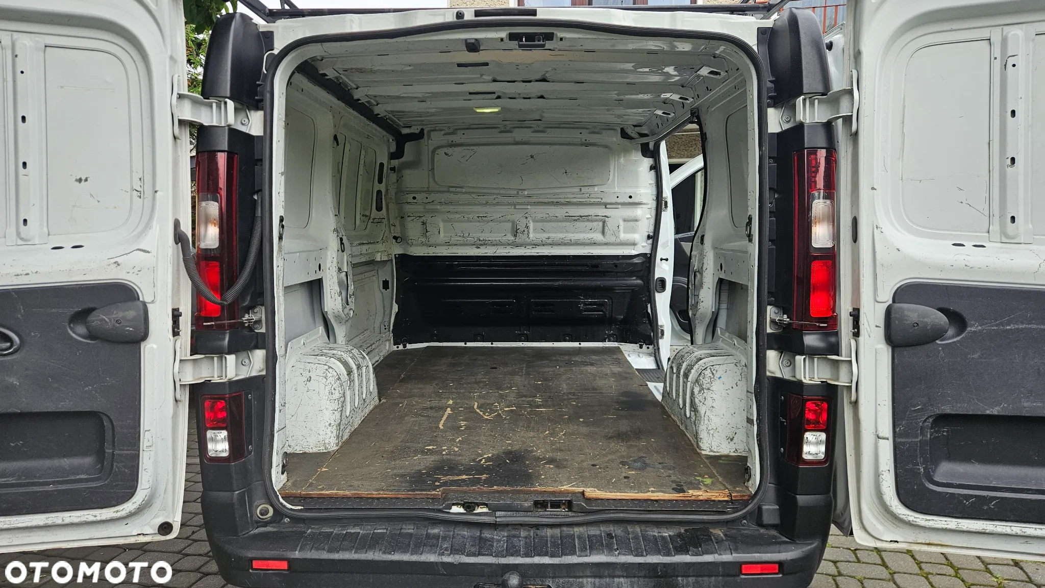 Renault Trafic - 28