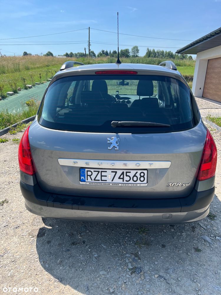 Peugeot 308 - 13