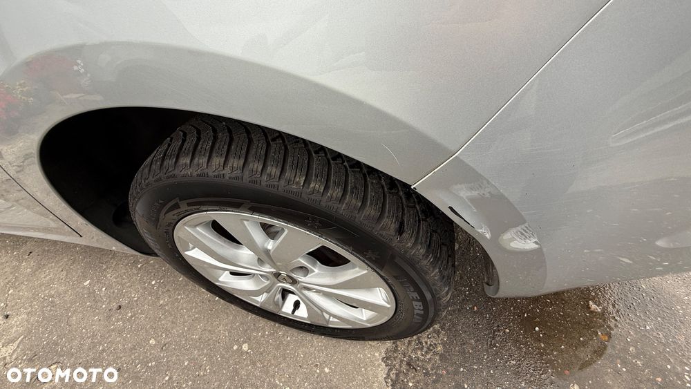 Renault Megane 1.3 TCe FAP Limited EDC - 19