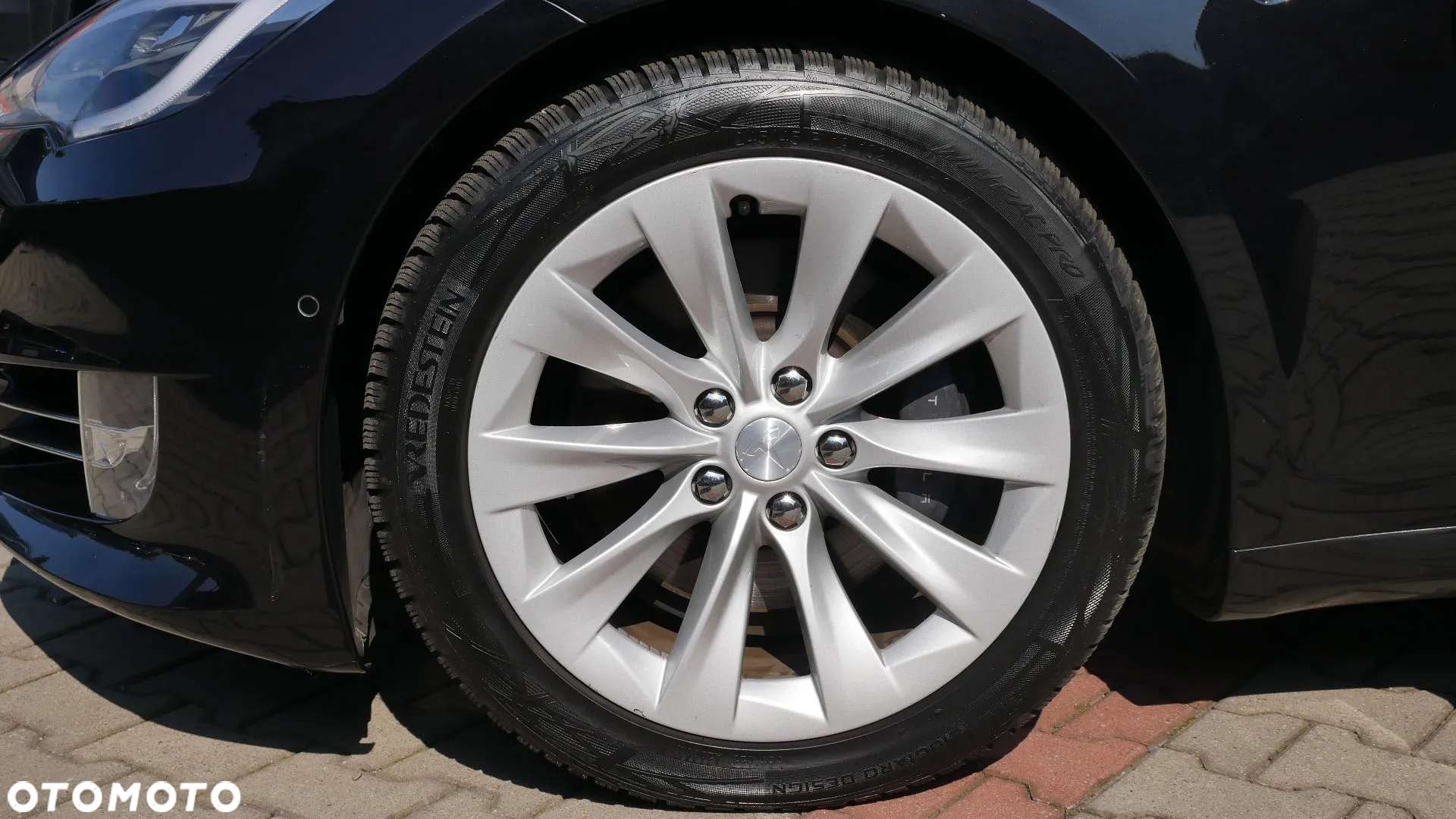 Tesla Model S Long Range Plus - 24