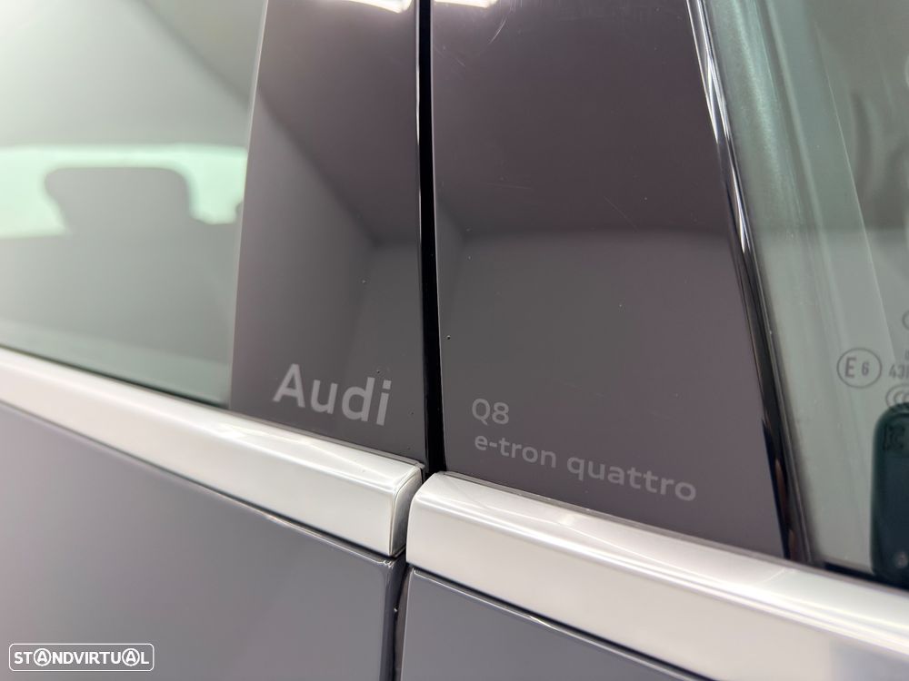 Audi Q8 e-Tron 50 quattro advanced - 39