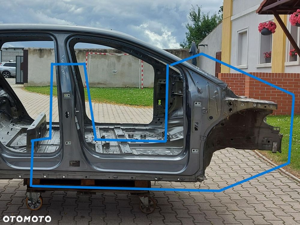 Skoda Enyaq 5LA iV60 ĆWIARTKA SŁUPEK PRAWY BOK PRÓG - 1