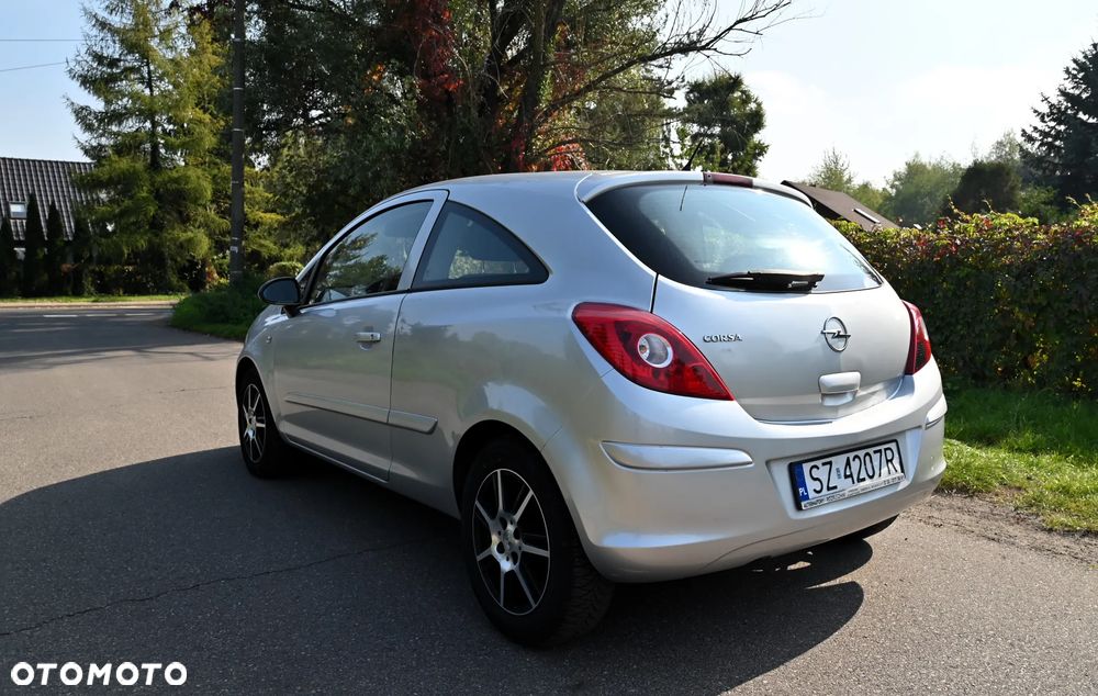 Opel Corsa - 17