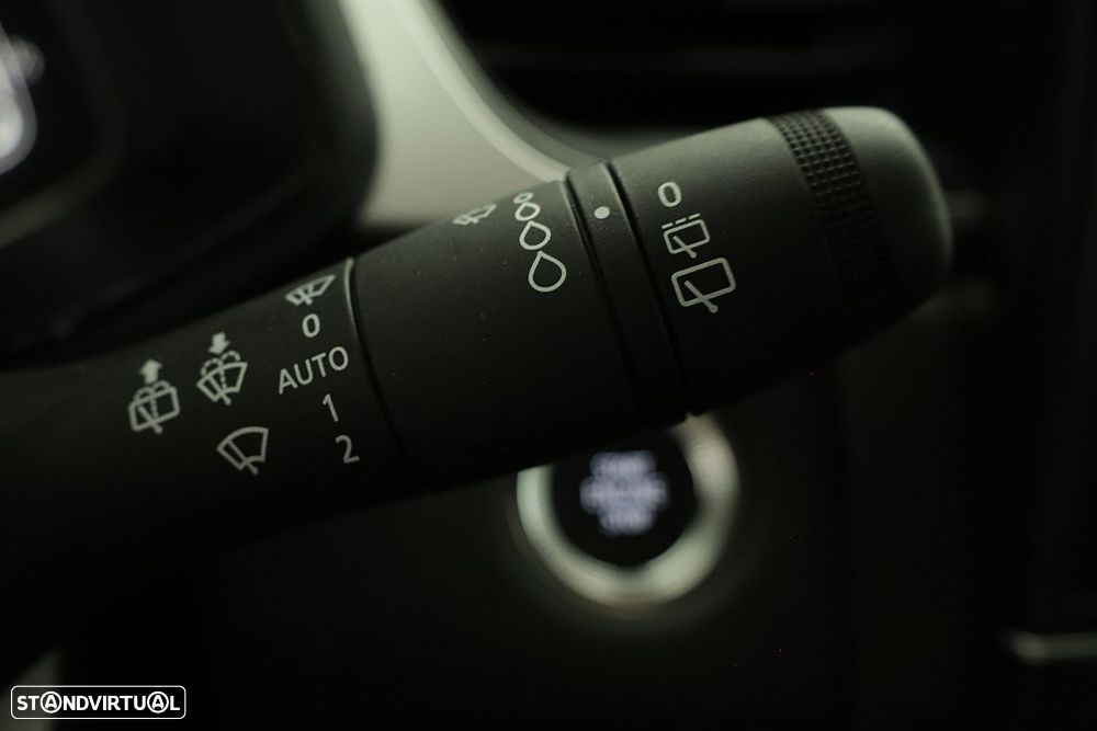 Renault Captur 1.0 TCe Techno Bi-Fuel - 17