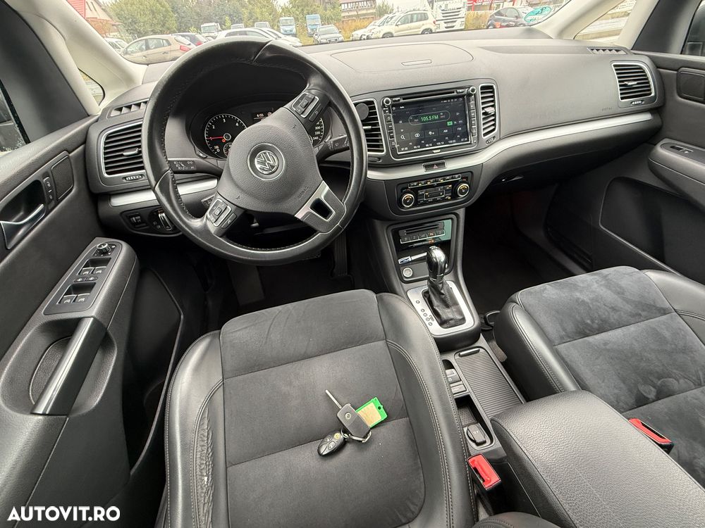 Volkswagen Sharan 2.0 TDI DSG BlueMotion Technology Comfortline - 12