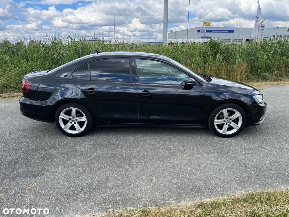 Volkswagen Jetta 1.4 TSI BMT Comfortline - 5